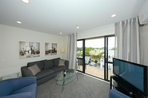 West Fitzroy Apartments image 10